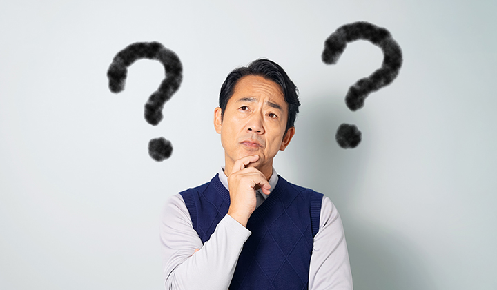 画像：老けた男性の？を浮かべる画像